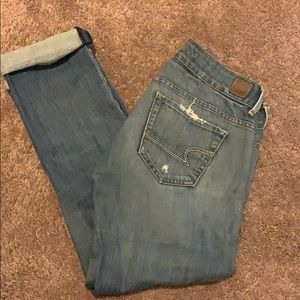 Size 2 American Eagle cropped jeans